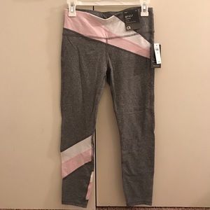 NWT Gap leggings size small
